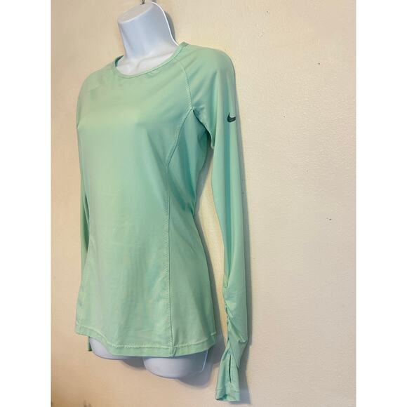 Nike Long Sleeve Mint-Teal Dri-Fir Woman's Size Small - Picture 1 of 10
